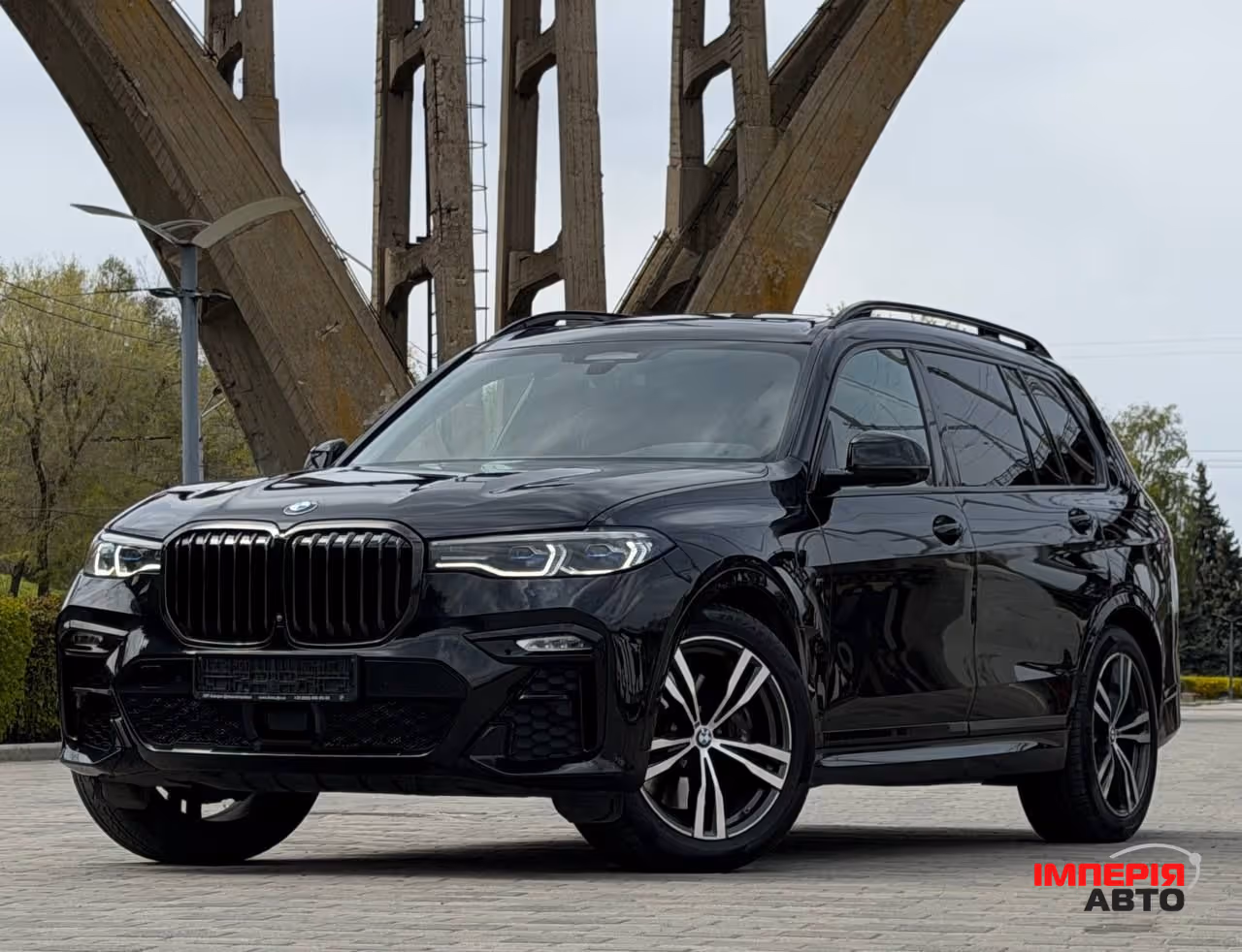 BMW X7 - фото 2