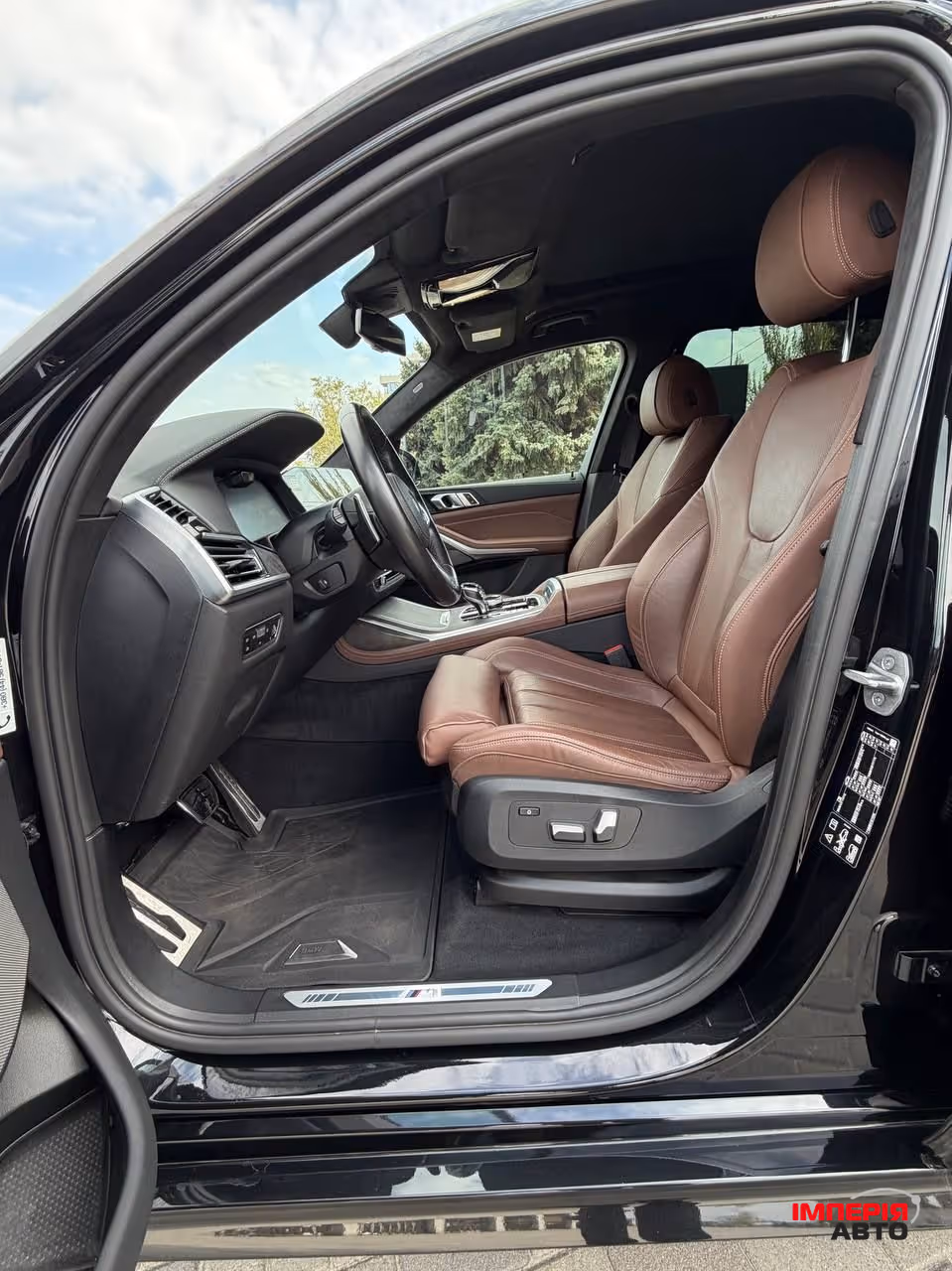 BMW X7 - фото 29