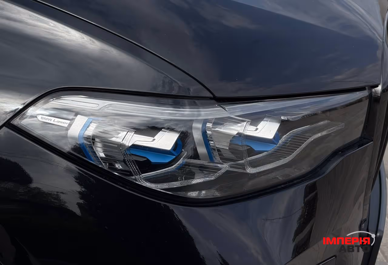 BMW X7 - фото 17
