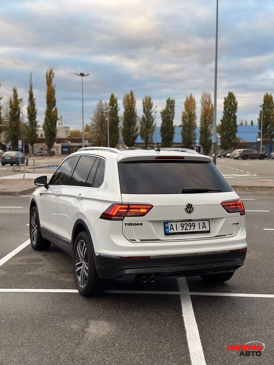 Volkswagen Tiguan - фото 6