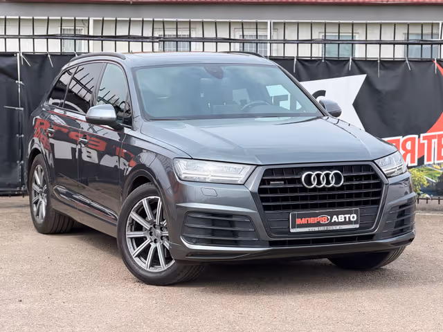 Audi Q7 - фото 3