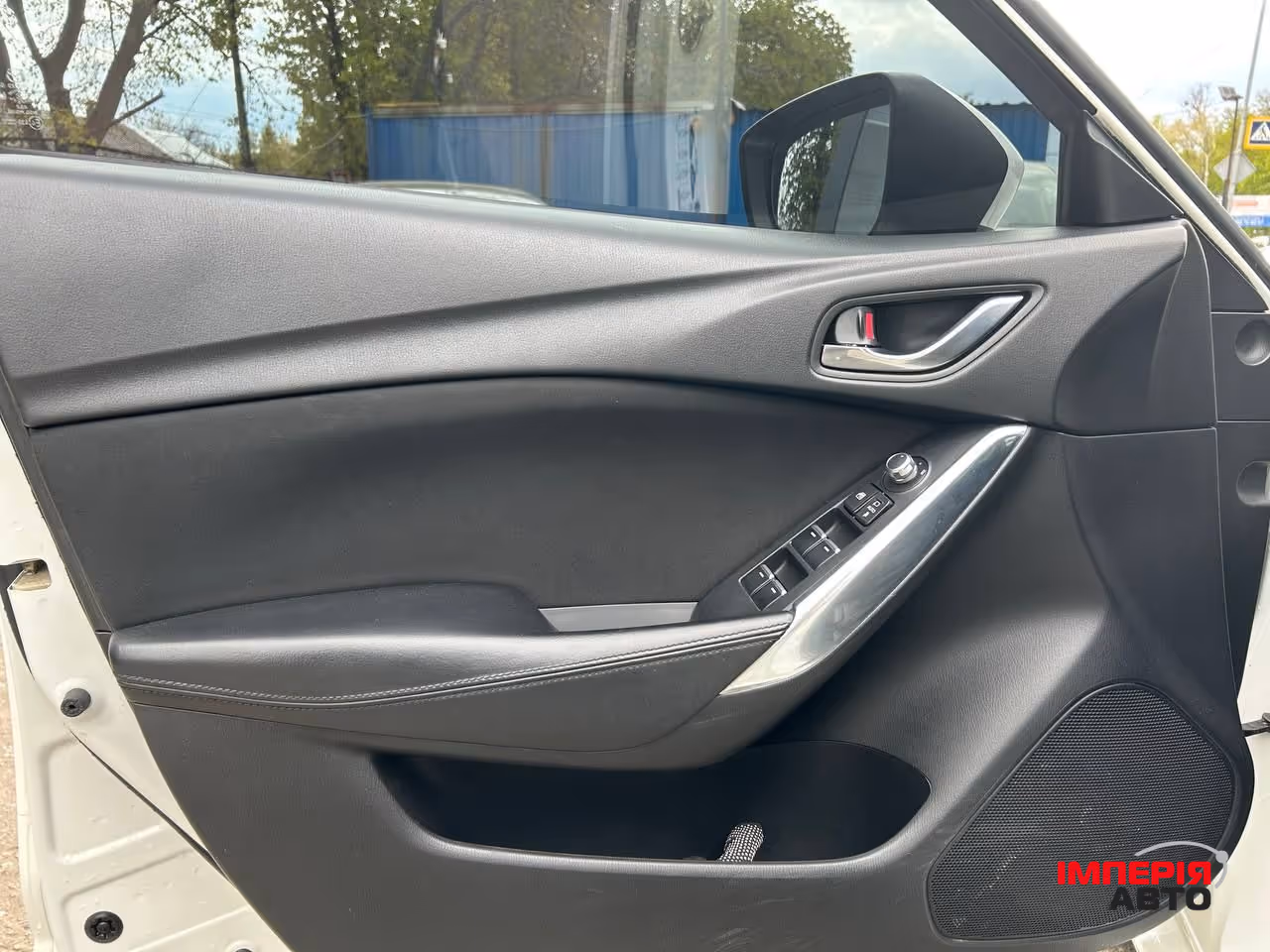 Mazda 6 - фото 11