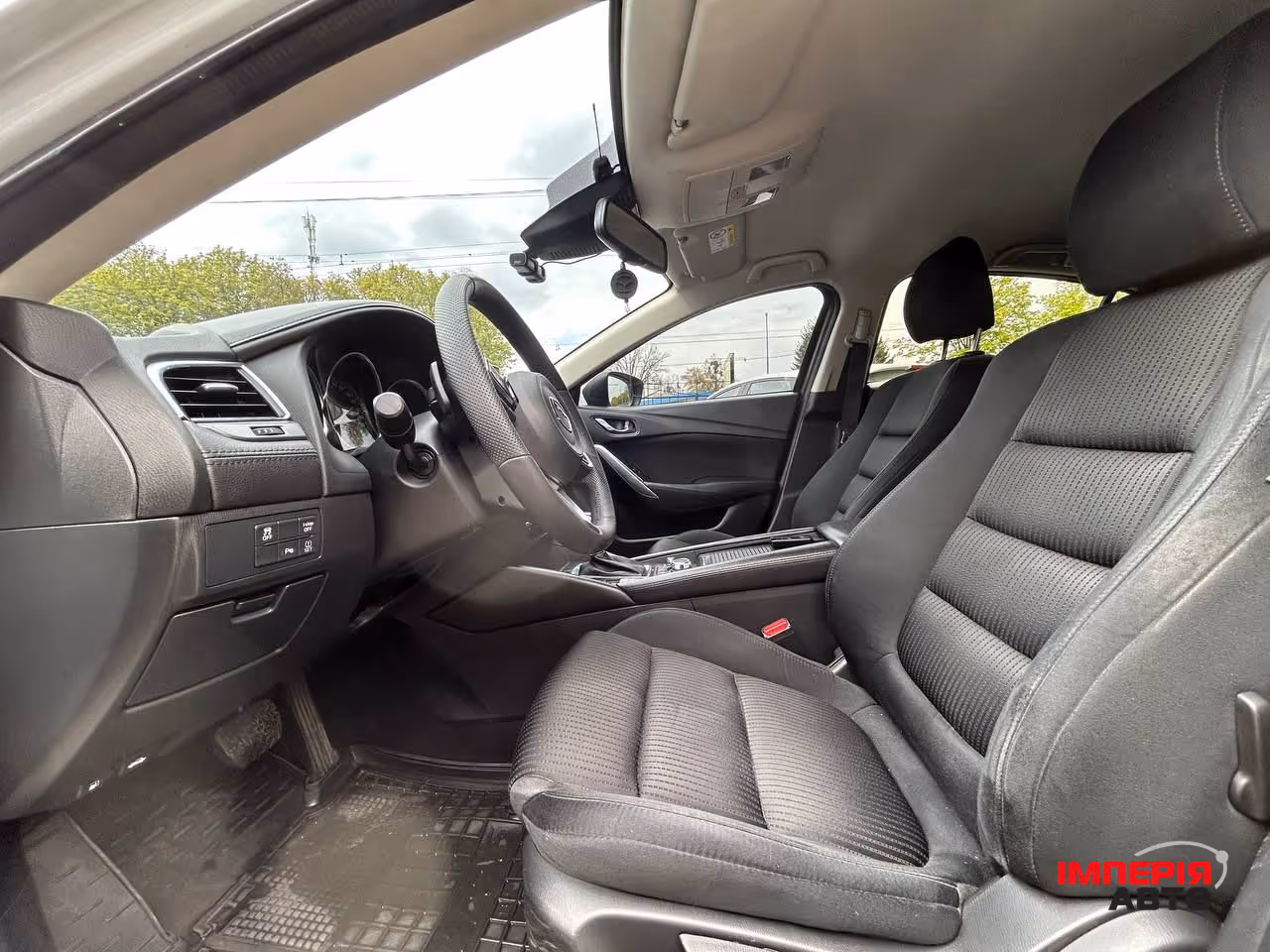 Mazda 6 - фото 12