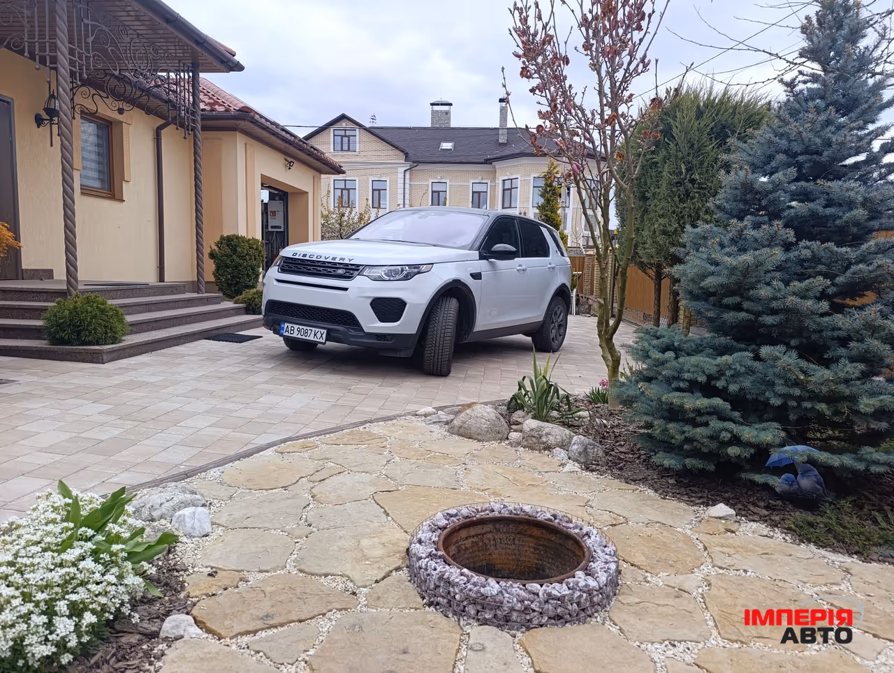Land Rover Discovery Sport - фото 2