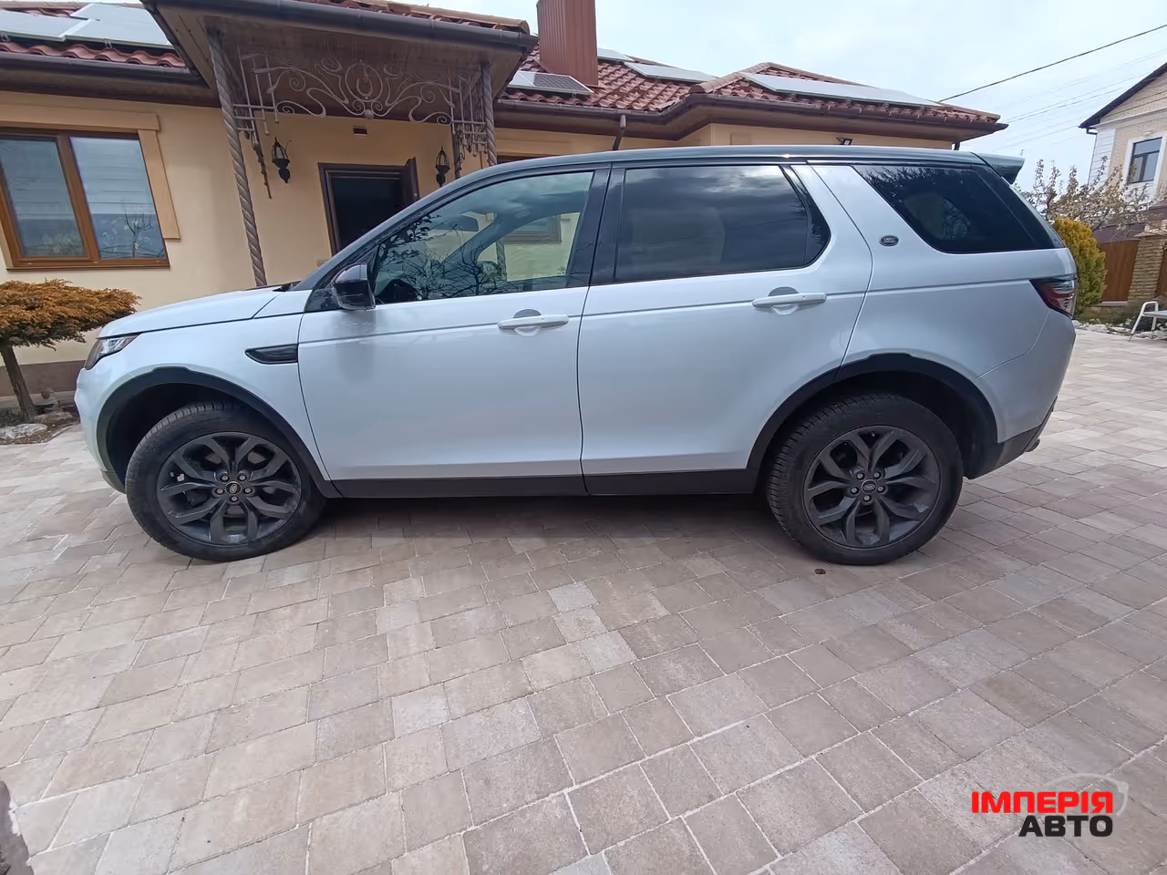 Land Rover Discovery Sport - фото 8