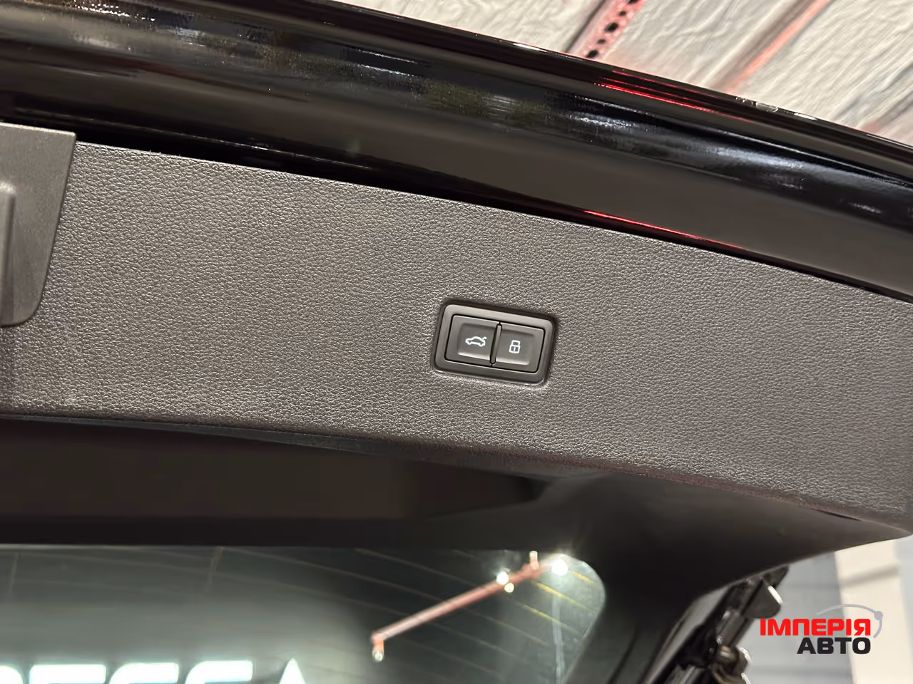 Audi SQ8 - фото 9