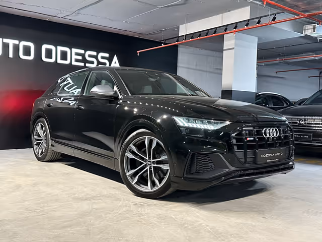 Audi SQ8 - фото 3