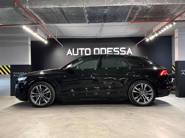 Audi SQ8 - фото 4