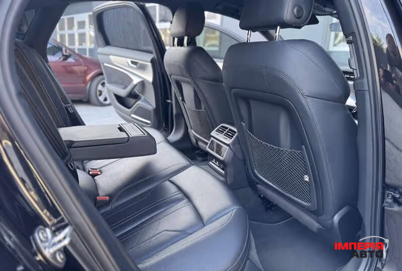 Audi A6 - фото 9
