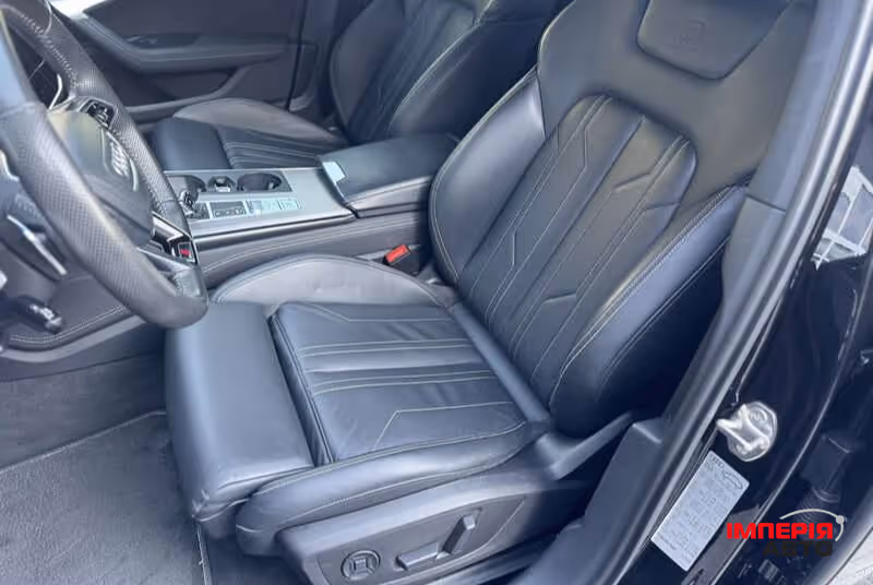 Audi A6 - фото 10