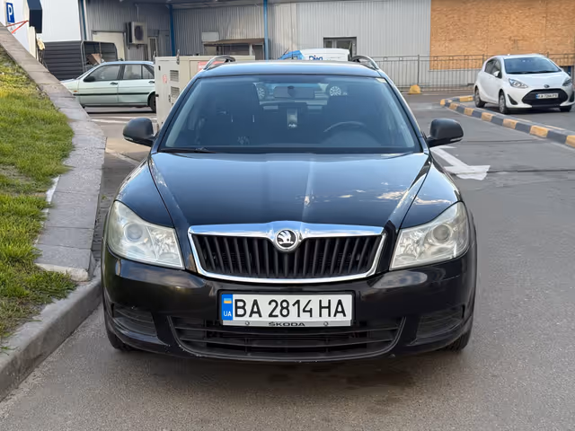 Skoda Octavia - фото 5