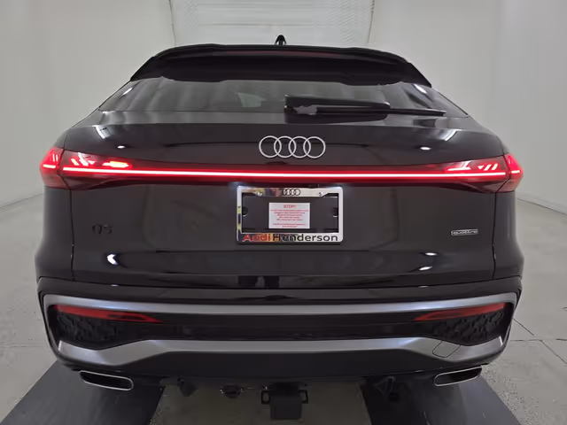 Audi Q5 - фото 5