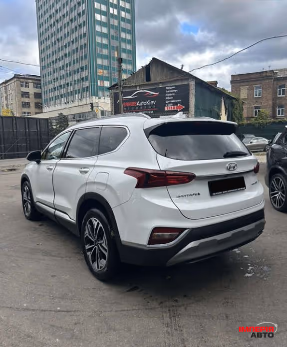 Hyundai Santa Fe - фото 3