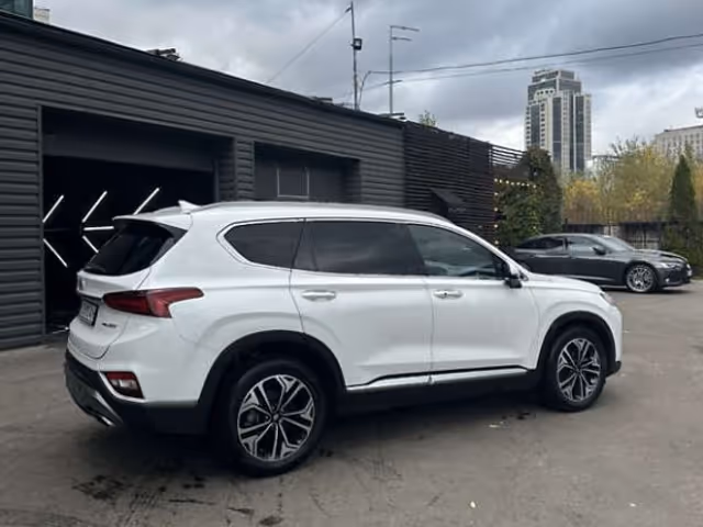 Hyundai Santa Fe - фото 5