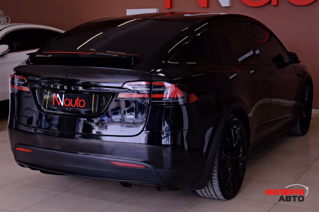 Tesla Model X - фото 5