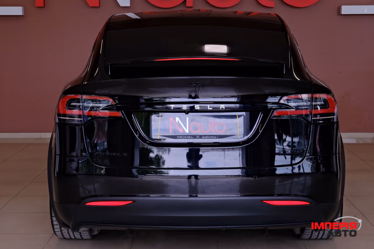 Tesla Model X - фото 6