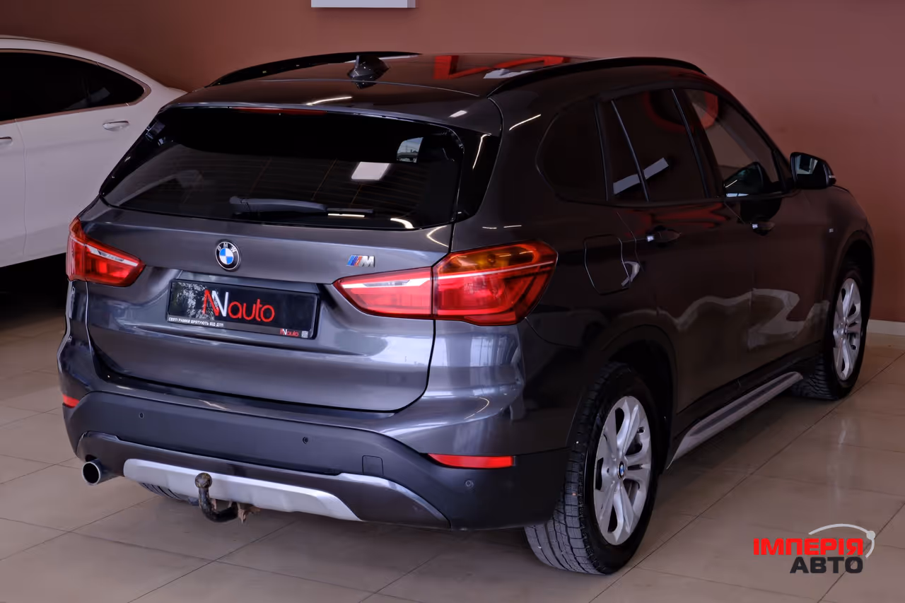 BMW X1 - фото 5