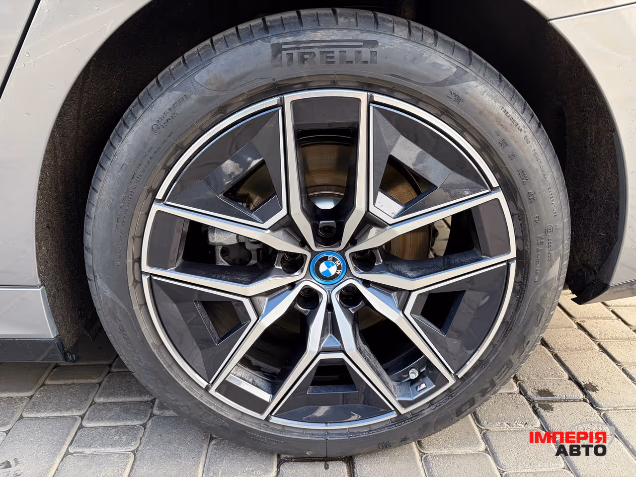 BMW i5 - фото 7