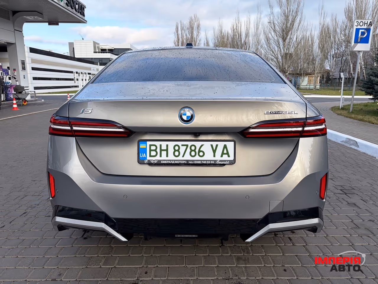 BMW i5 - фото 6