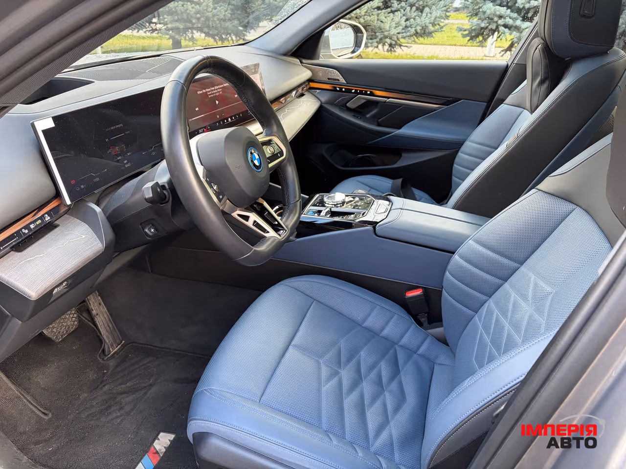 BMW i5 - фото 12