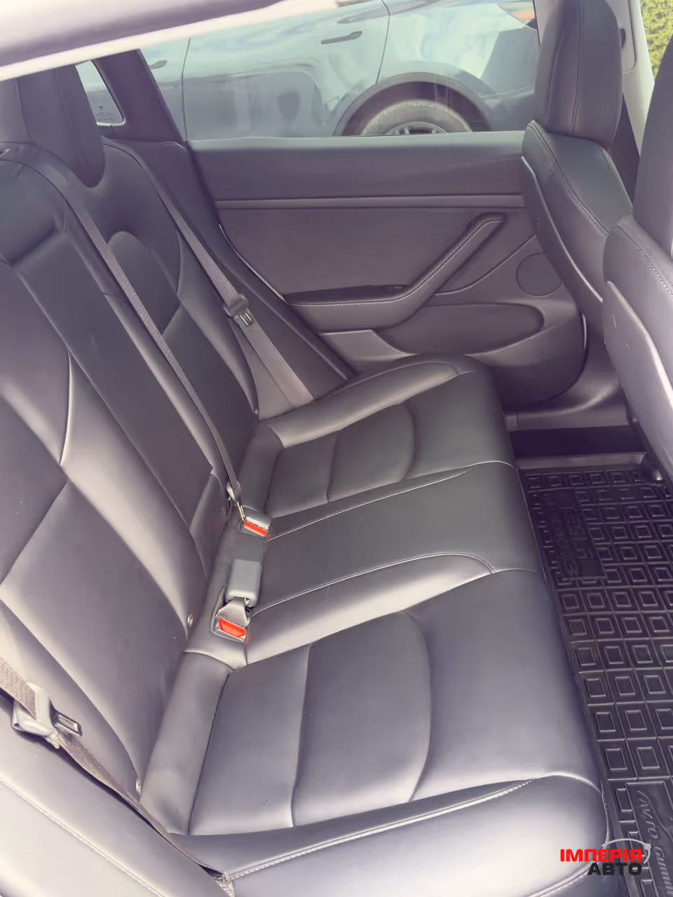 Tesla Model 3 - фото 15