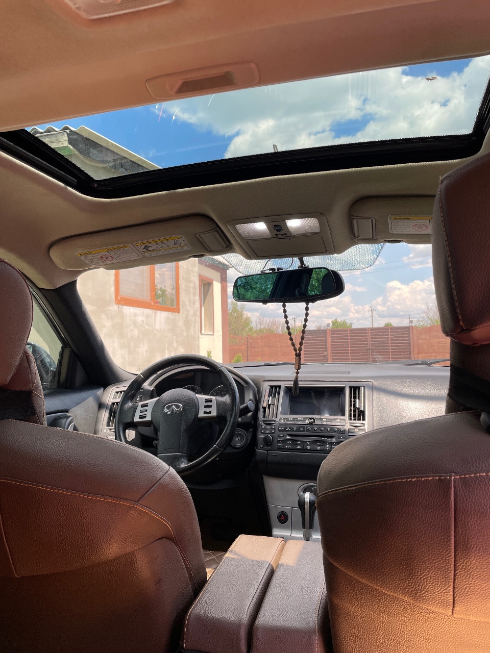 Infiniti FX - фото 9