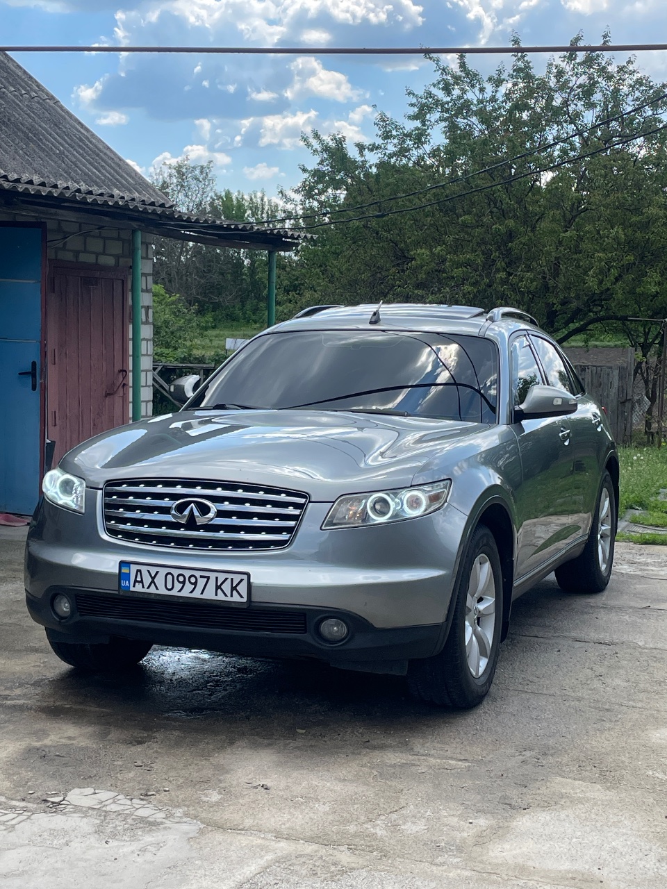 Infiniti FX - фото 2