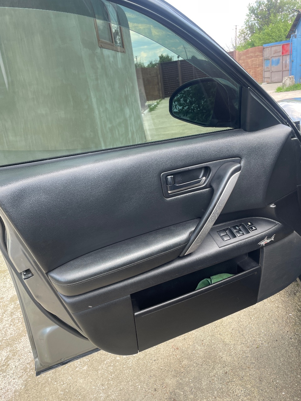 Infiniti FX - фото 12