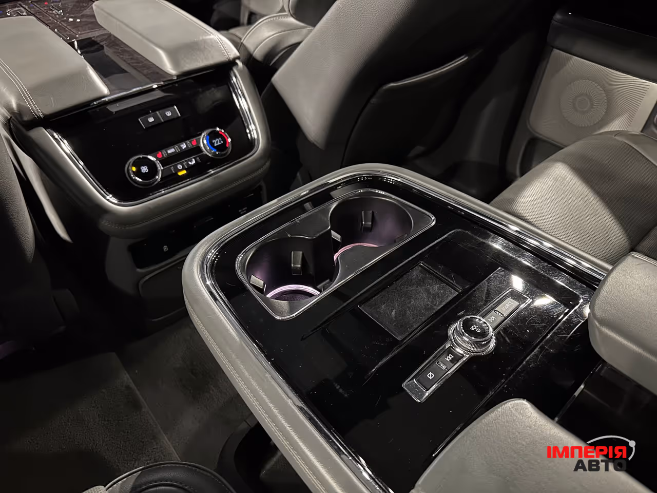 Lincoln Navigator - фото 13