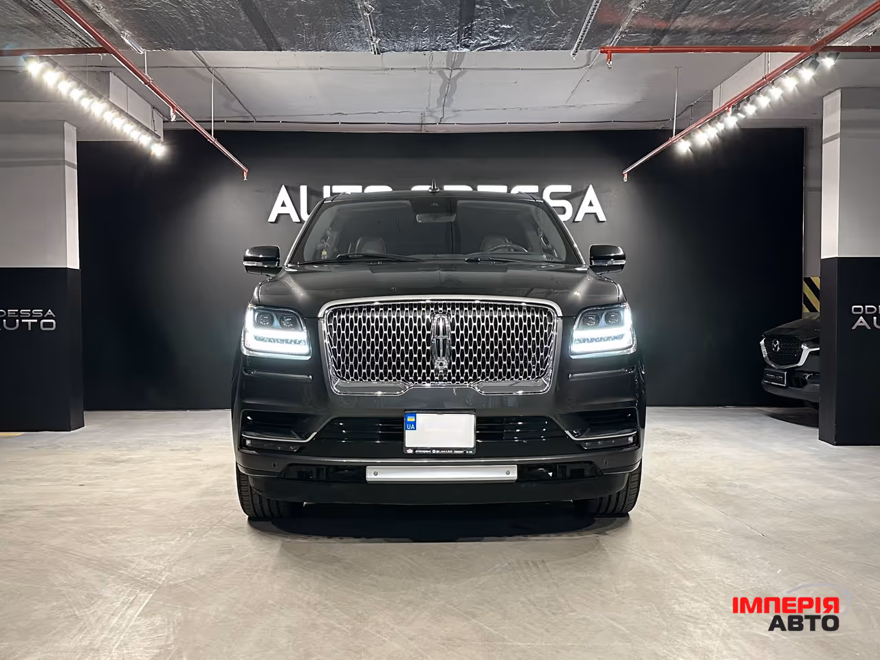Lincoln Navigator - фото 1