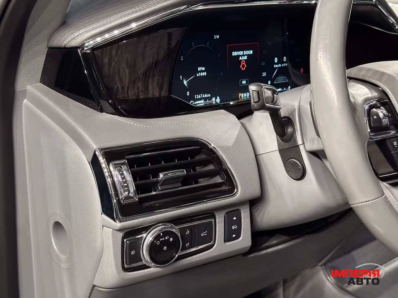 Lincoln Navigator - фото 17