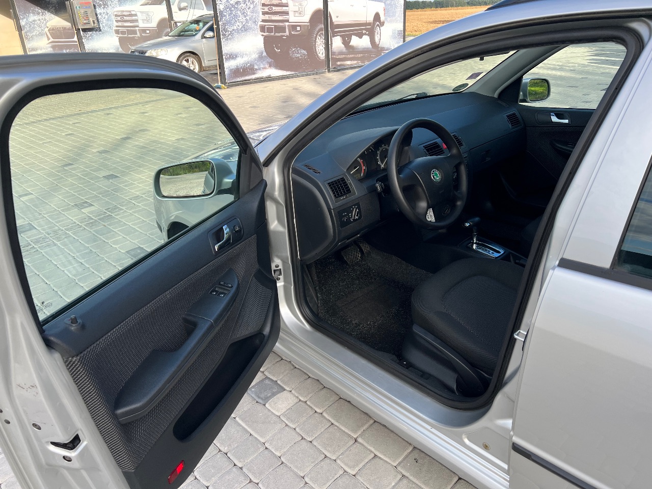 Skoda Fabia - фото 23