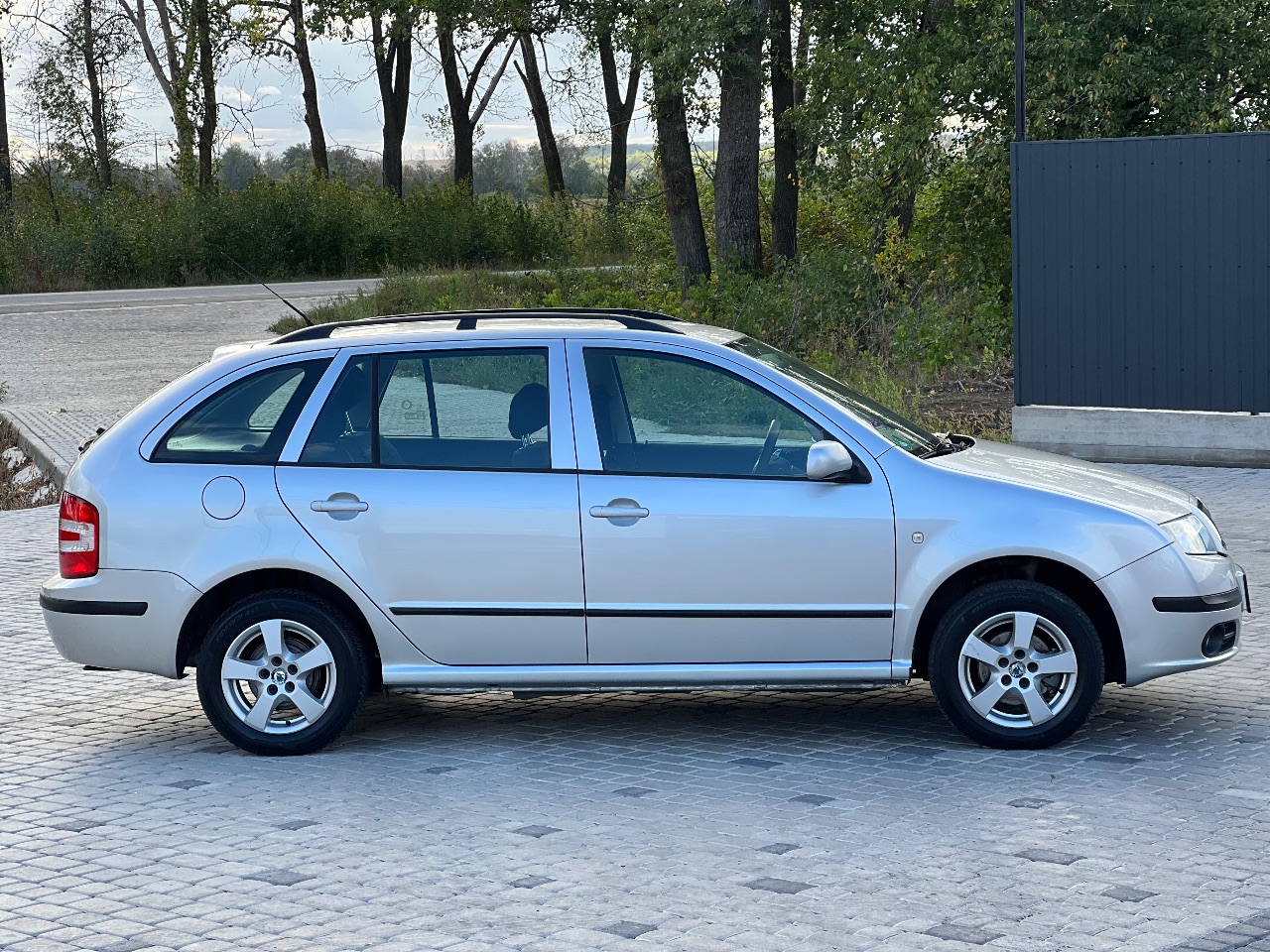 Skoda Fabia - фото 7