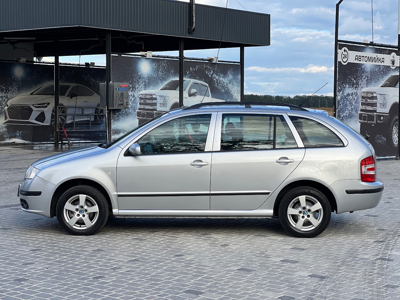 Skoda Fabia - фото 4