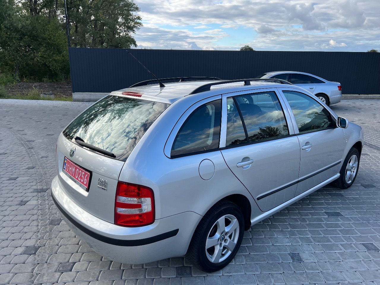 Skoda Fabia - фото 12