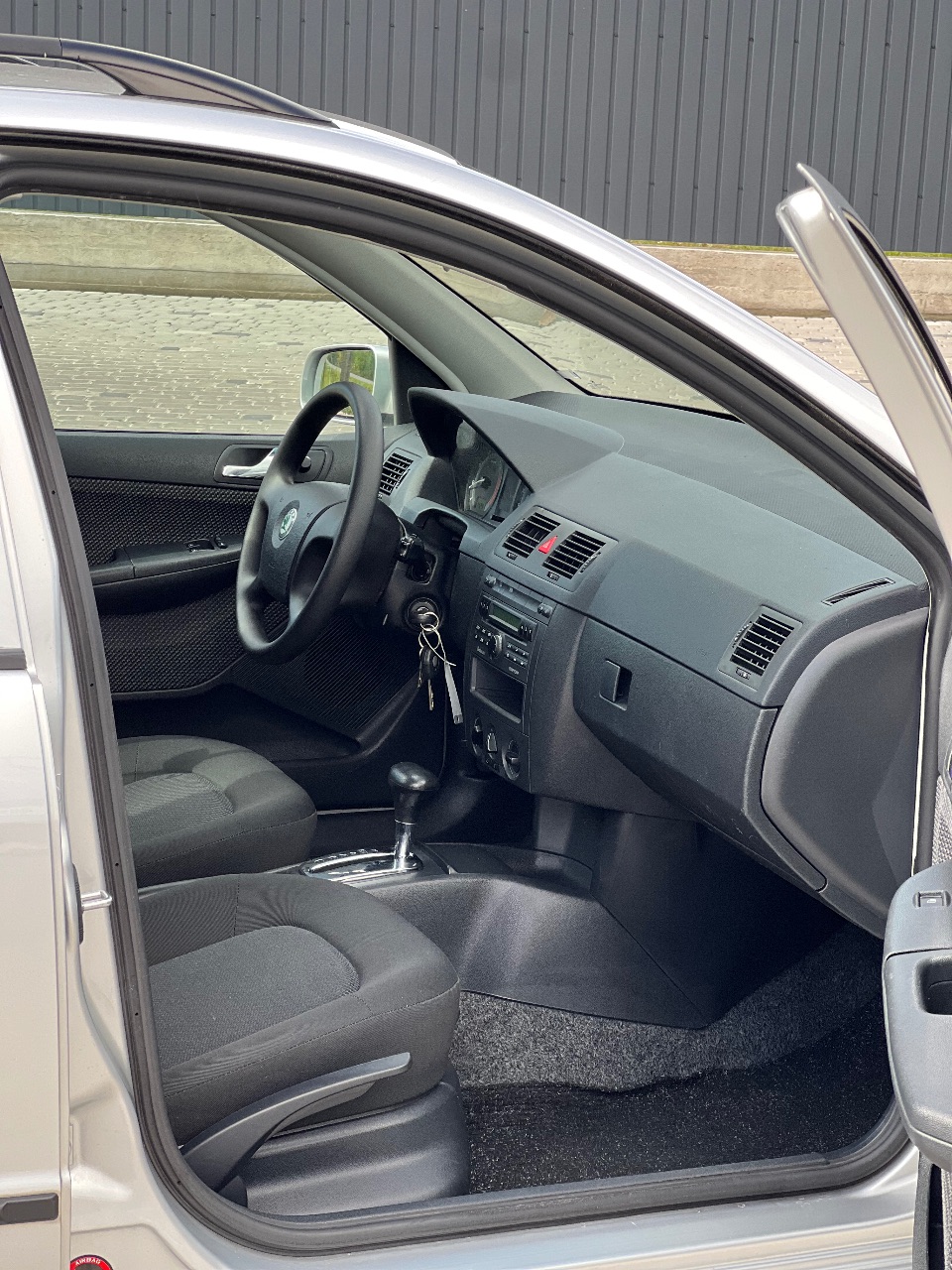 Skoda Fabia - фото 17