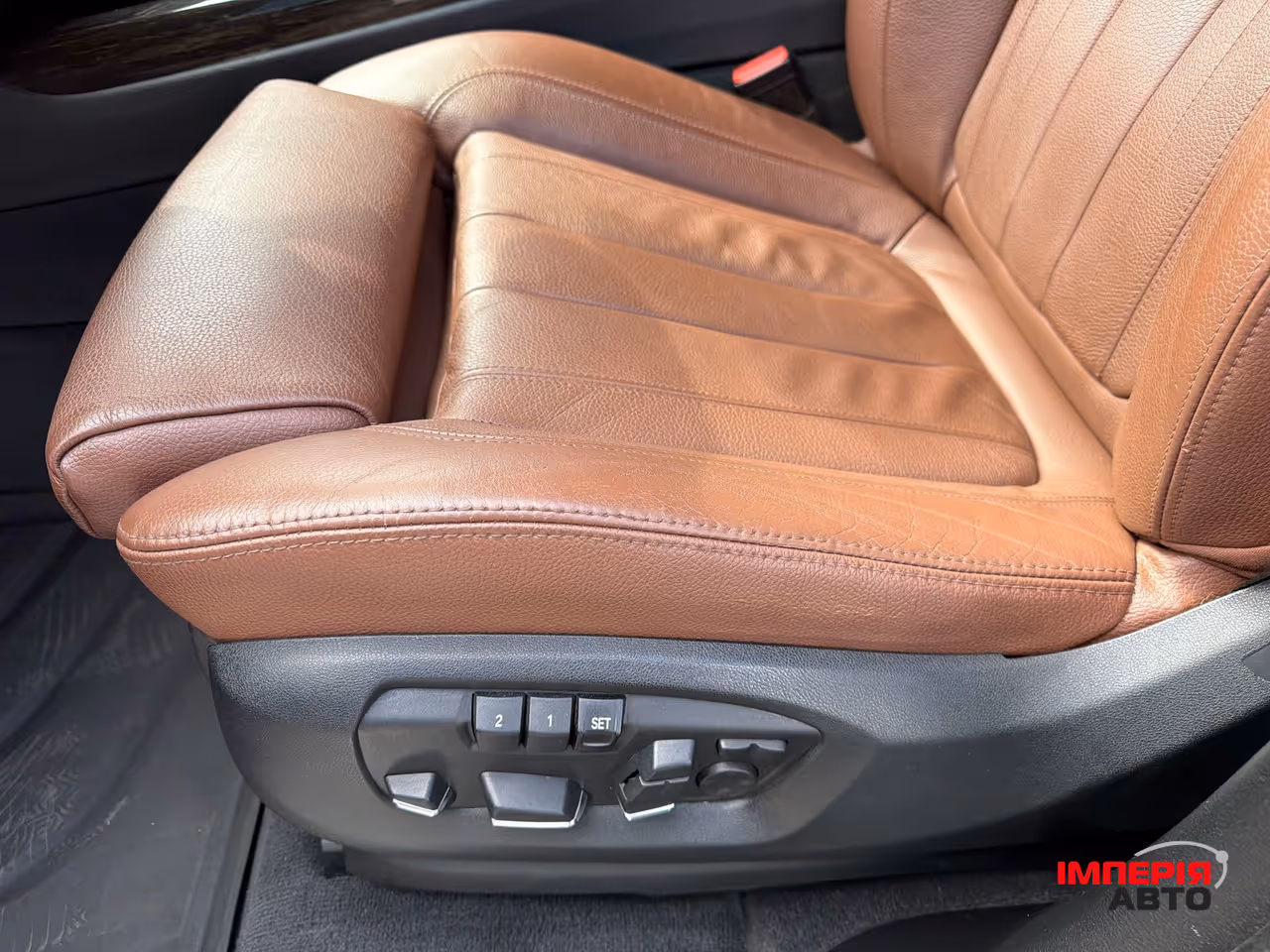 BMW X5 - фото 16