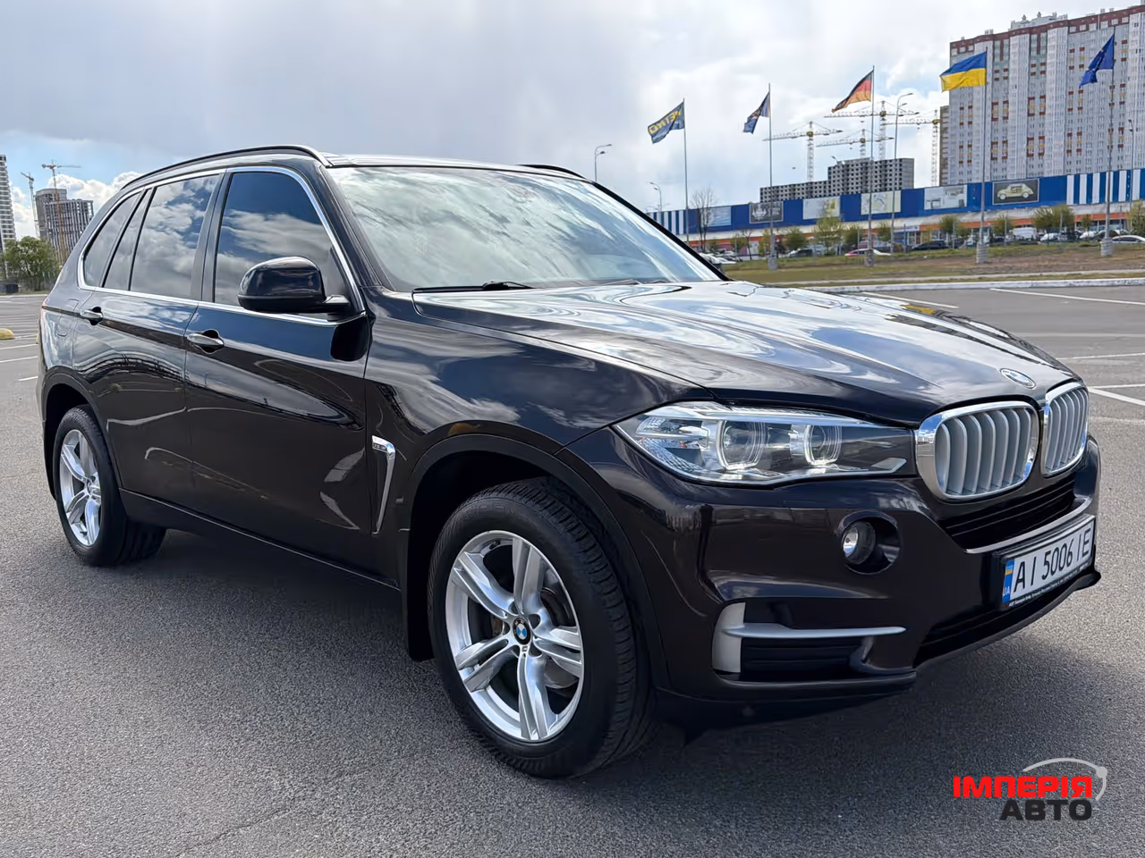 BMW X5 - фото 6