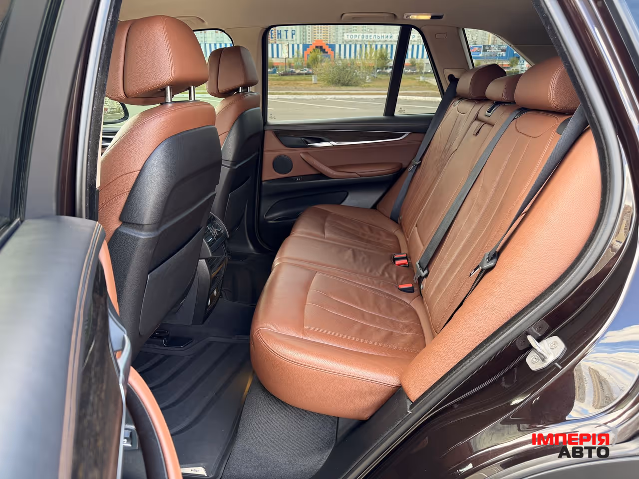 BMW X5 - фото 17