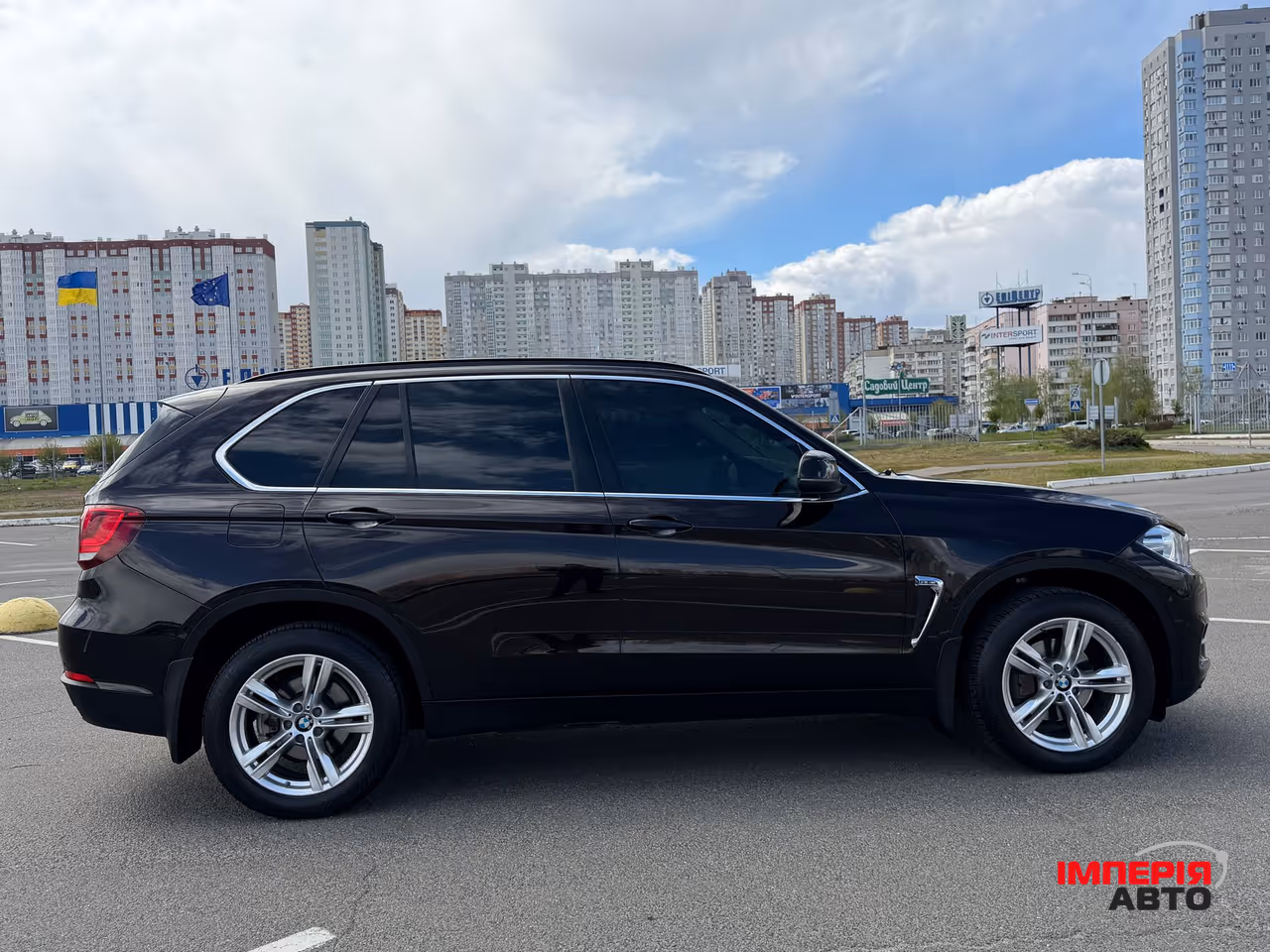 BMW X5 - фото 7
