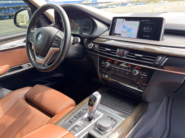 BMW X5 - фото 3