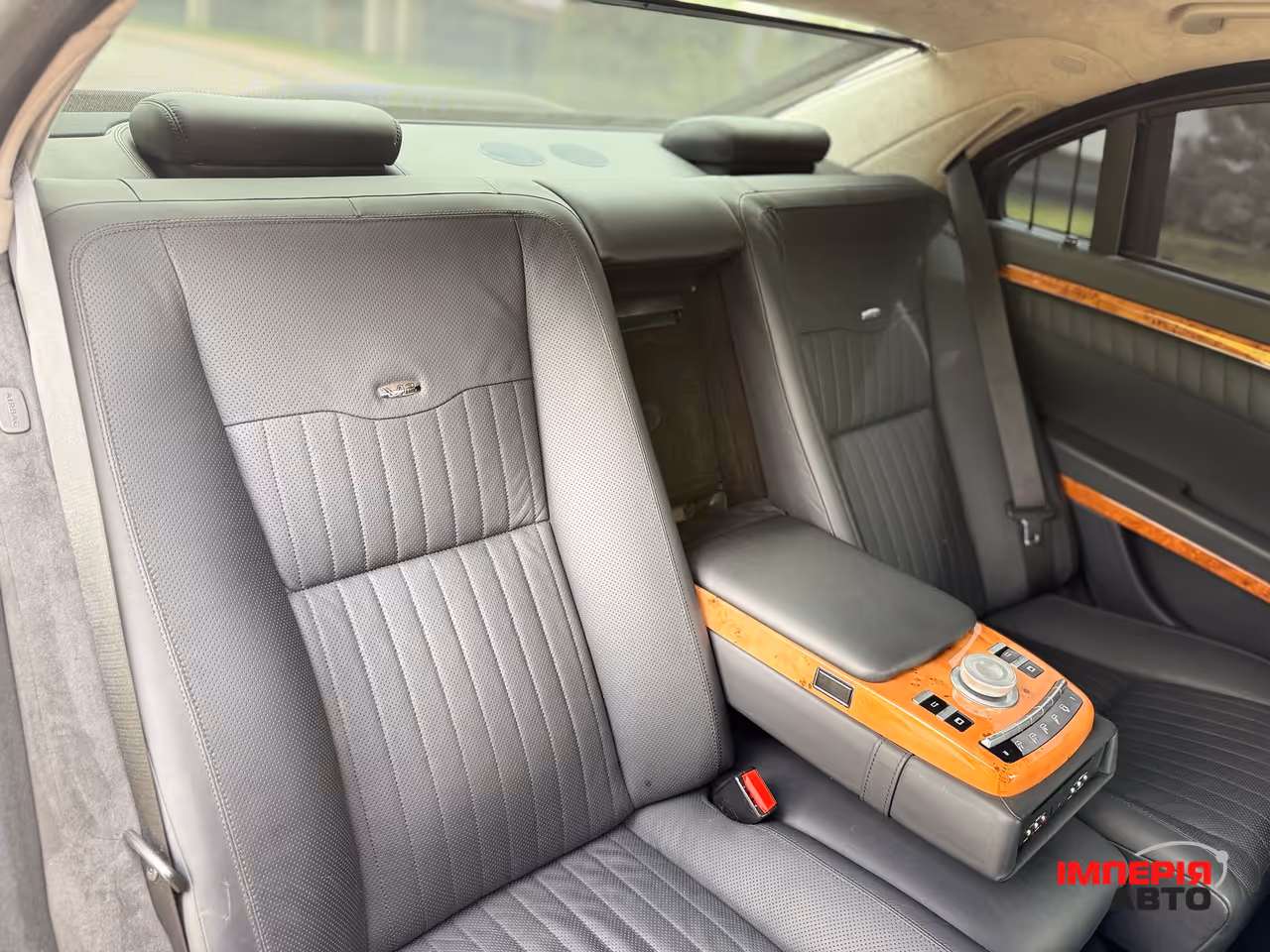 Mercedes-Benz S-Класс - фото 23