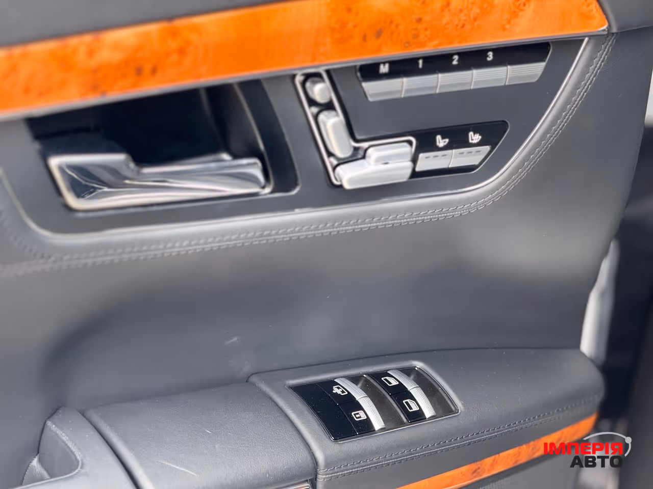 Mercedes-Benz S-Класс - фото 19
