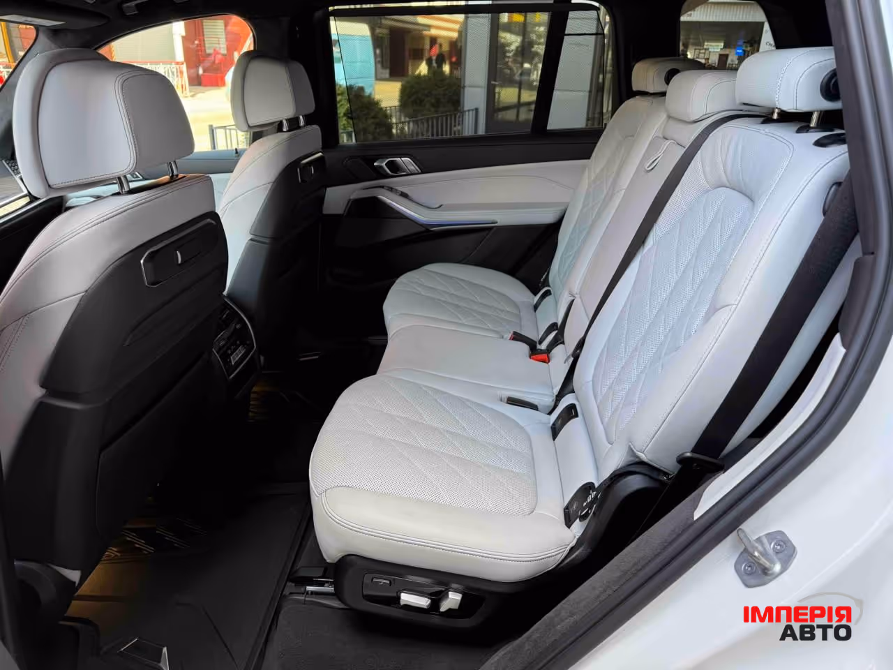 BMW X7 - фото 6