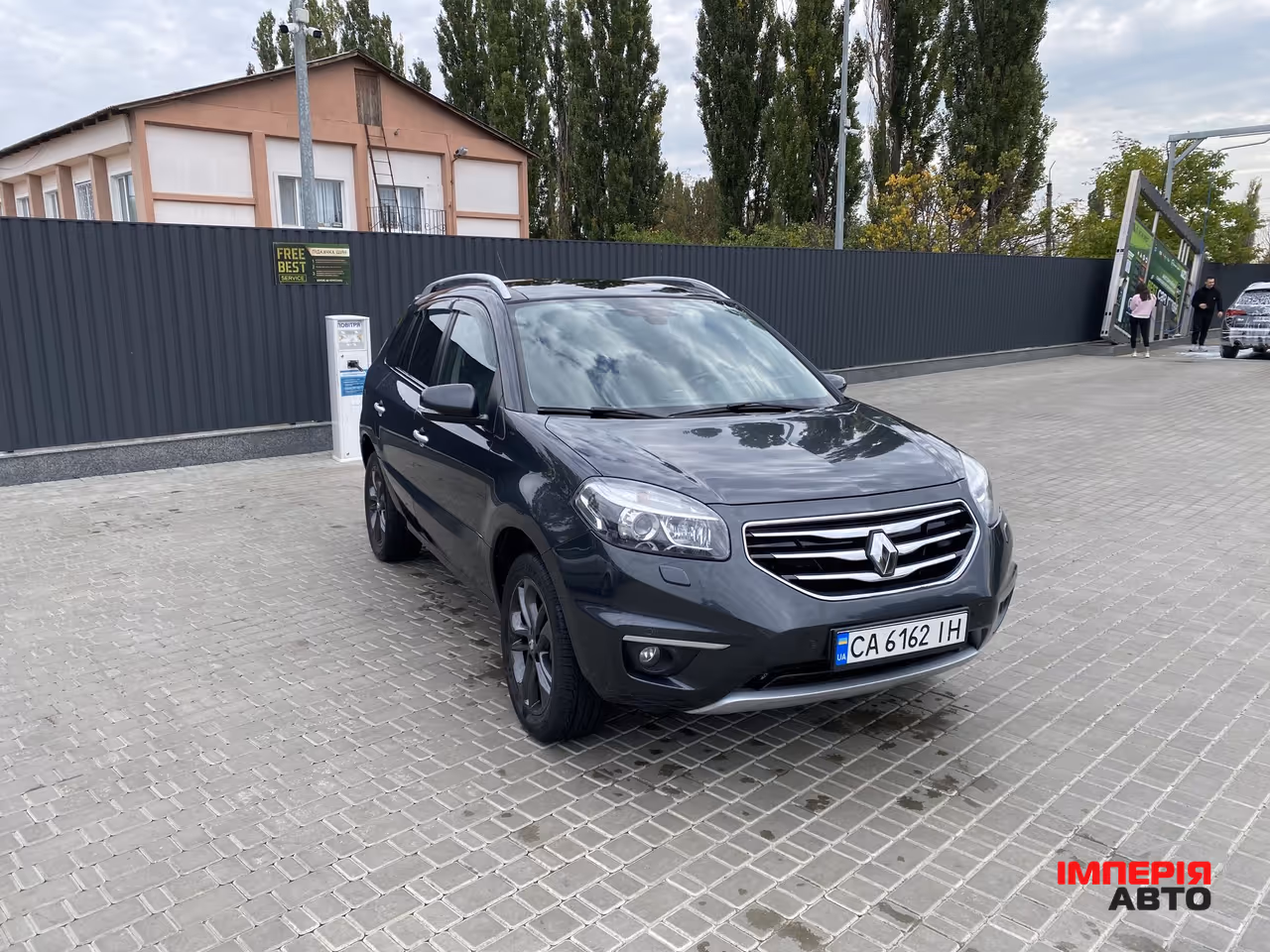 Renault Koleos - фото 1