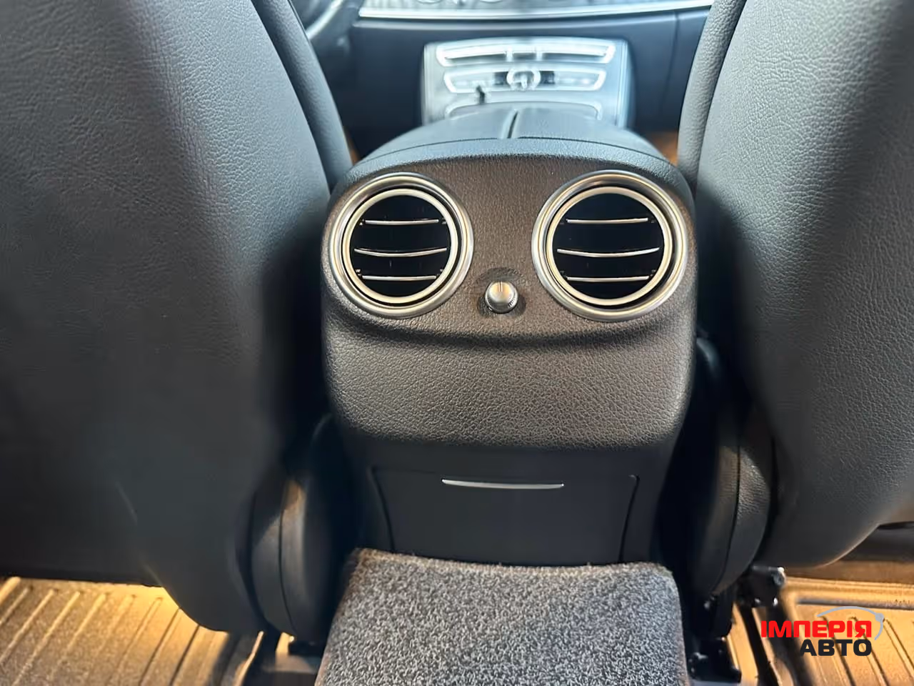 Mercedes-Benz E-Класс - фото 18