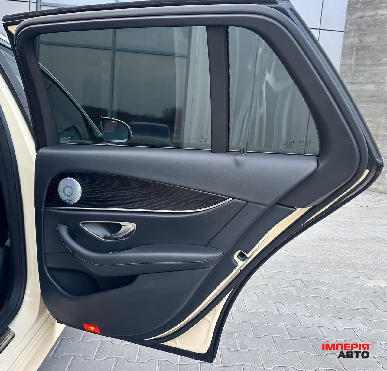 Mercedes-Benz E-Класс - фото 32