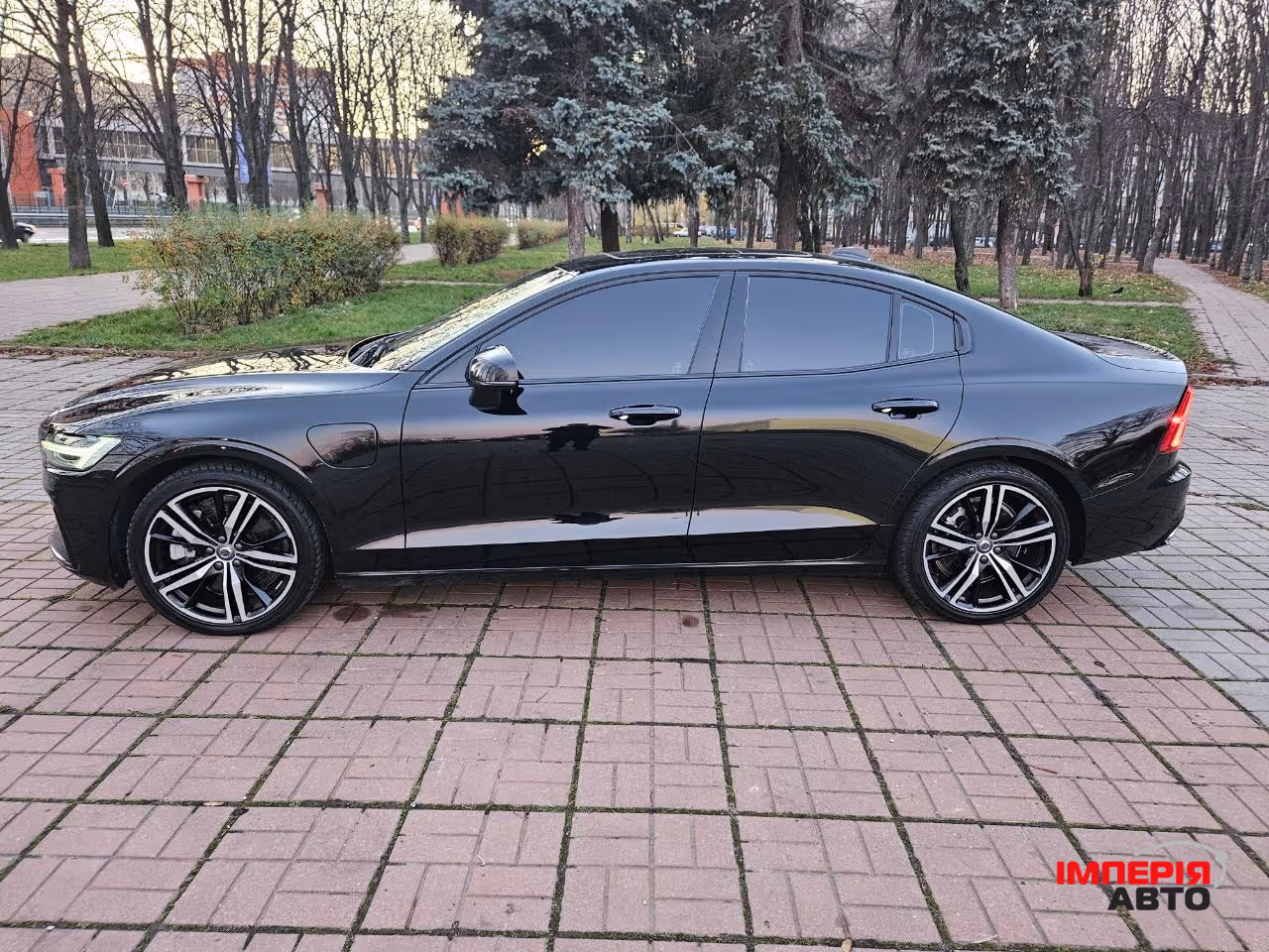Volvo S60 - фото 48
