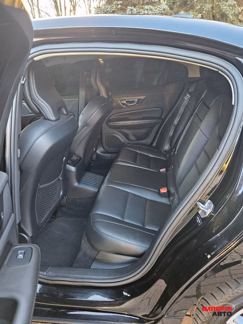 Volvo S60 - фото 33