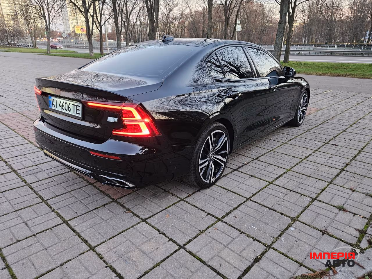 Volvo S60 - фото 55